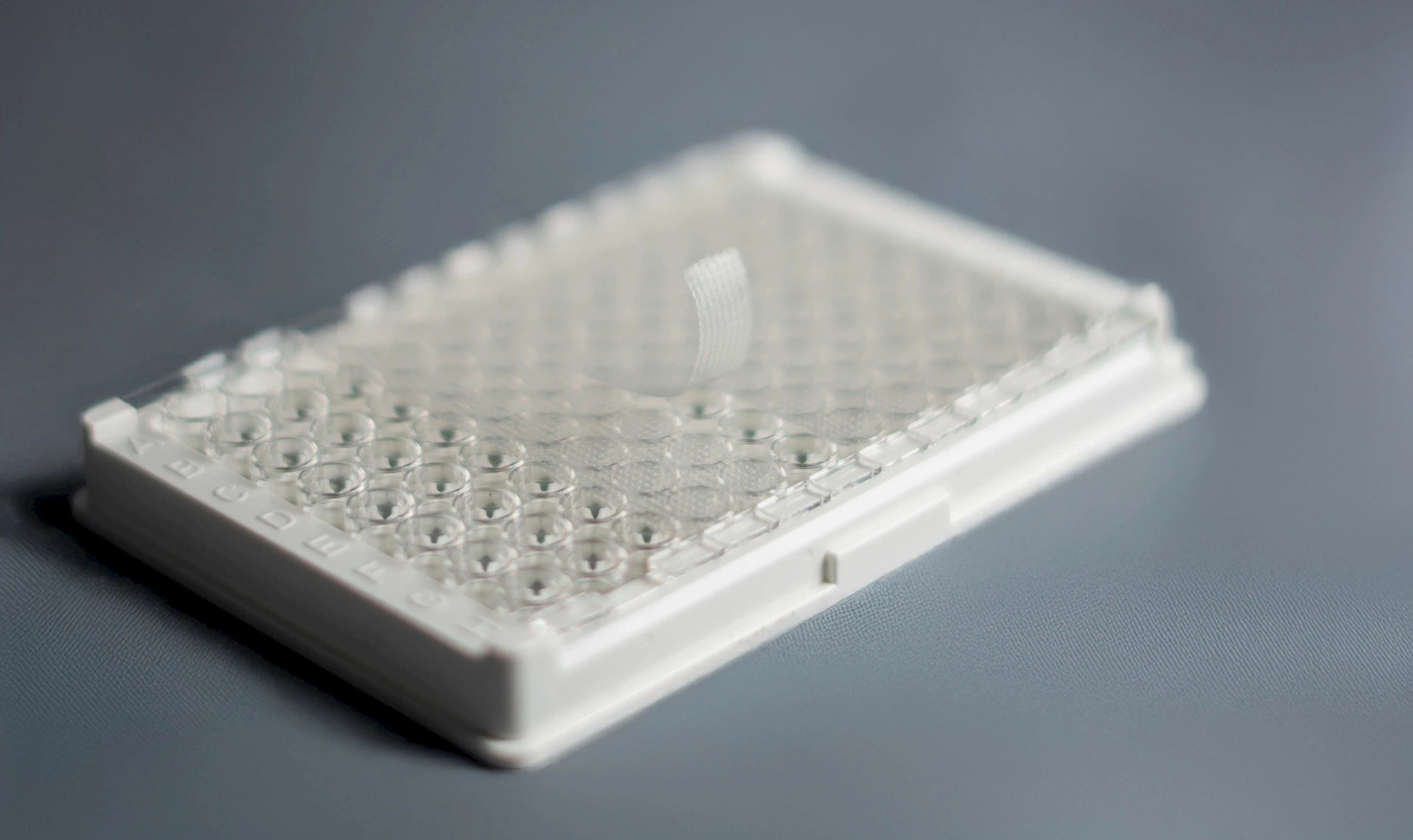Kenosha die-cutting microtiter films